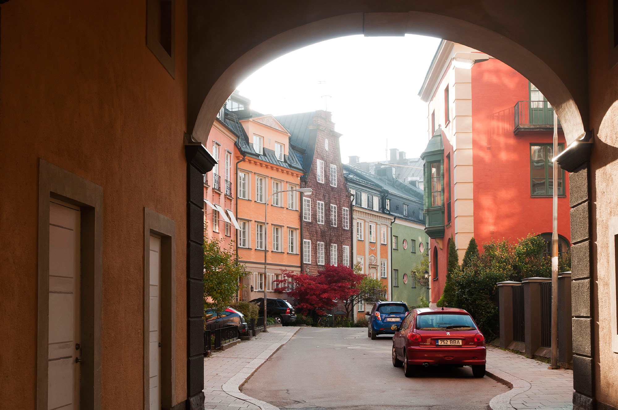 Danderydsgatan mot syd, Stockholm (Photo License: CC-BY-SA-3.0 )